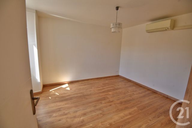 Appartement T4 à vendre - 4 pièces - 91.1 m2 - ST MARCELLIN - 38 - RHONE-ALPES - Century 21 Orcalla Immobilier