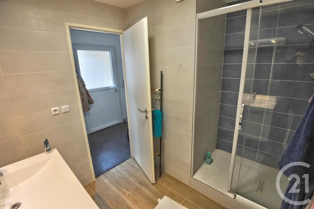 Appartement à louer - 3 pièces - 82.0 m2 - ROMANS SUR ISERE - 26 - RHONE-ALPES - Century 21 Orcalla Immobilier