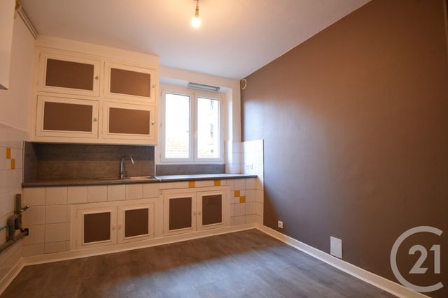 Appartement T4 à vendre - 4 pièces - 113.01 m2 - ROMANS SUR ISERE - 26 - RHONE-ALPES - Century 21 Orcalla Immobilier