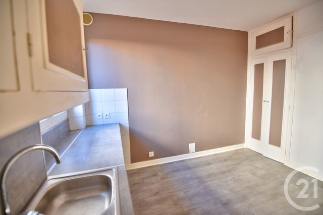 Appartement T4 à vendre - 4 pièces - 113.01 m2 - ROMANS SUR ISERE - 26 - RHONE-ALPES - Century 21 Orcalla Immobilier