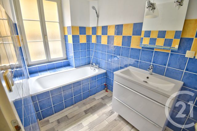 Appartement à louer - 4 pièces - 81.0 m2 - PEYRINS - 26 - RHONE-ALPES - Century 21 Orcalla Immobilier