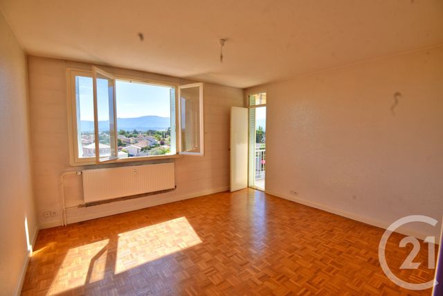 Appartement T3 à vendre - 3 pièces - 60.5 m2 - ROMANS SUR ISERE - 26 - RHONE-ALPES - Century 21 Orcalla Immobilier