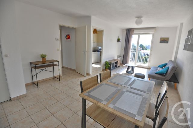 Appartement à louer - 2 pièces - 49.44 m2 - ROMANS SUR ISERE - 26 - RHONE-ALPES - Century 21 Orcalla Immobilier