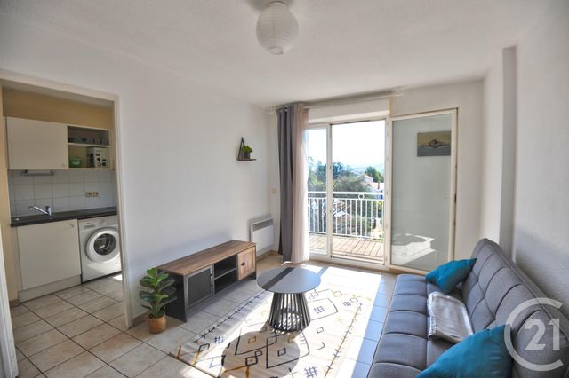 Appartement à louer - 2 pièces - 49.44 m2 - ROMANS SUR ISERE - 26 - RHONE-ALPES - Century 21 Orcalla Immobilier