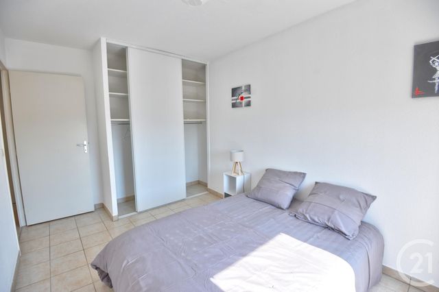 Appartement à louer - 2 pièces - 49.44 m2 - ROMANS SUR ISERE - 26 - RHONE-ALPES - Century 21 Orcalla Immobilier