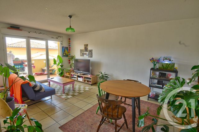Appartement à louer - 2 pièces - 49.77 m2 - ROMANS SUR ISERE - 26 - RHONE-ALPES - Century 21 Orcalla Immobilier