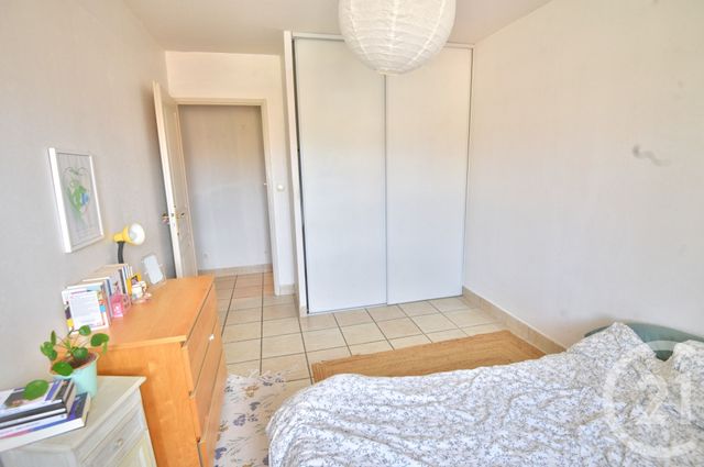Appartement à louer - 2 pièces - 49.77 m2 - ROMANS SUR ISERE - 26 - RHONE-ALPES - Century 21 Orcalla Immobilier