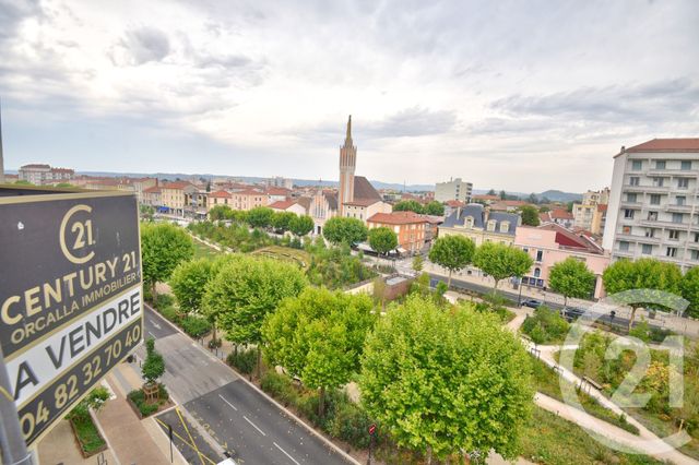 Appartement à vendre - 4 pièces - 77.89 m2 - ROMANS SUR ISERE - 26 - RHONE-ALPES - Century 21 Orcalla Immobilier