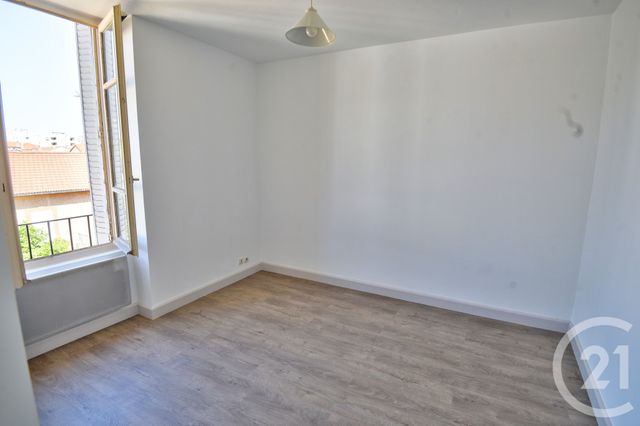 Appartement à louer - 2 pièces - 34.82 m2 - ROMANS SUR ISERE - 26 - RHONE-ALPES - Century 21 Orcalla Immobilier