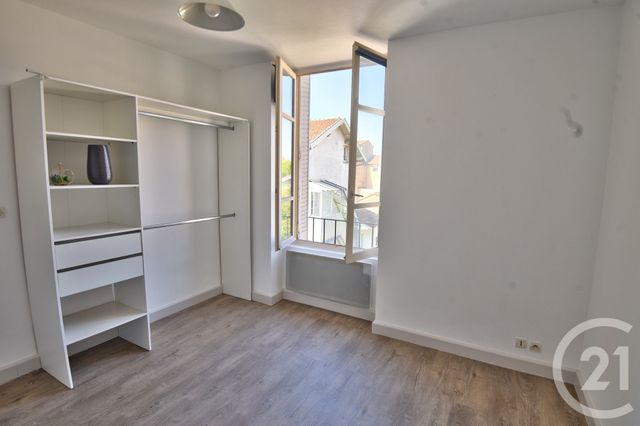 Appartement à louer - 2 pièces - 34.82 m2 - ROMANS SUR ISERE - 26 - RHONE-ALPES - Century 21 Orcalla Immobilier