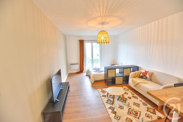 Appartement Studio à louer - 1 pièce - 35.0 m2 - ROMANS SUR ISERE - 26 - RHONE-ALPES - Century 21 Orcalla Immobilier