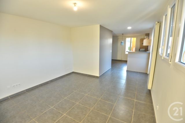 Appartement T2 à louer - 2 pièces - 50.94 m2 - BOURG DE PEAGE - 26 - RHONE-ALPES - Century 21 Orcalla Immobilier
