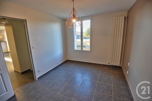 Appartement T2 à louer - 2 pièces - 50.94 m2 - BOURG DE PEAGE - 26 - RHONE-ALPES - Century 21 Orcalla Immobilier