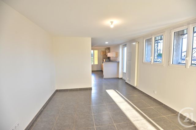 Appartement T2 à louer - 2 pièces - 50.94 m2 - BOURG DE PEAGE - 26 - RHONE-ALPES - Century 21 Orcalla Immobilier