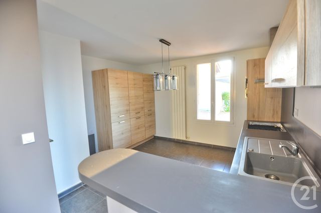 Appartement T2 à louer - 2 pièces - 50.94 m2 - BOURG DE PEAGE - 26 - RHONE-ALPES - Century 21 Orcalla Immobilier