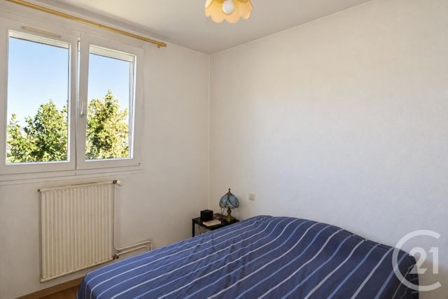 Appartement T3 à vendre - 4 pièces - 67.78 m2 - ROMANS SUR ISERE - 26 - RHONE-ALPES - Century 21 Orcalla Immobilier