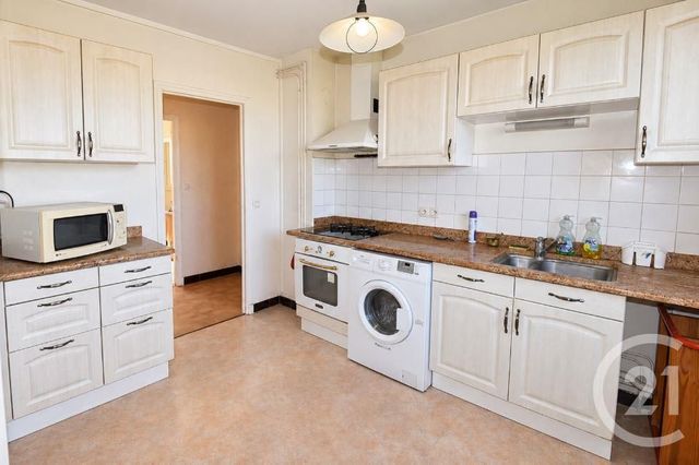 Appartement T3 à vendre - 4 pièces - 67.78 m2 - ROMANS SUR ISERE - 26 - RHONE-ALPES - Century 21 Orcalla Immobilier