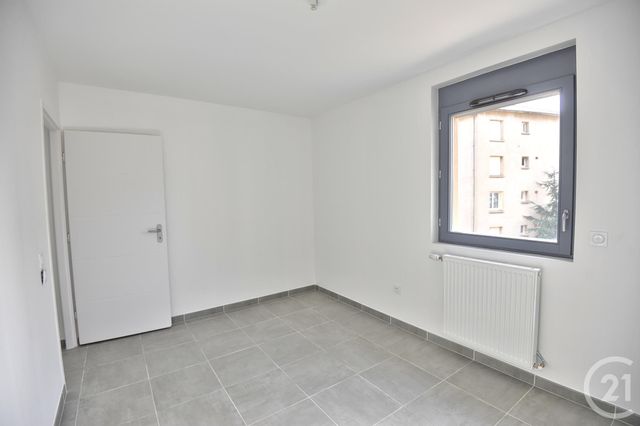 Appartement F2 à louer - 2 pièces - 52.03 m2 - ROMANS SUR ISERE - 26 - RHONE-ALPES - Century 21 Orcalla Immobilier