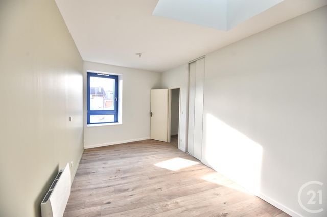 Appartement à louer - 3 pièces - 82.05 m2 - BOURG DE PEAGE - 26 - RHONE-ALPES - Century 21 Orcalla Immobilier