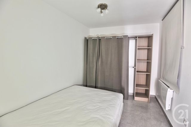 Appartement à louer - 2 pièces - 29.41 m2 - ROMANS SUR ISERE - 26 - RHONE-ALPES - Century 21 Orcalla Immobilier