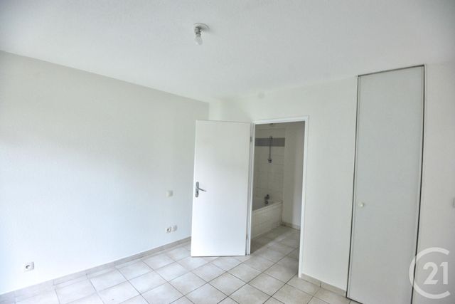 Appartement à louer - 2 pièces - 41.3 m2 - ROMANS SUR ISERE - 26 - RHONE-ALPES - Century 21 Orcalla Immobilier