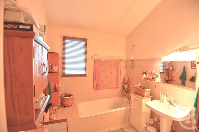 Appartement F3 à louer - 3 pièces - 78.28 m2 - ROMANS SUR ISERE - 26 - RHONE-ALPES - Century 21 Orcalla Immobilier